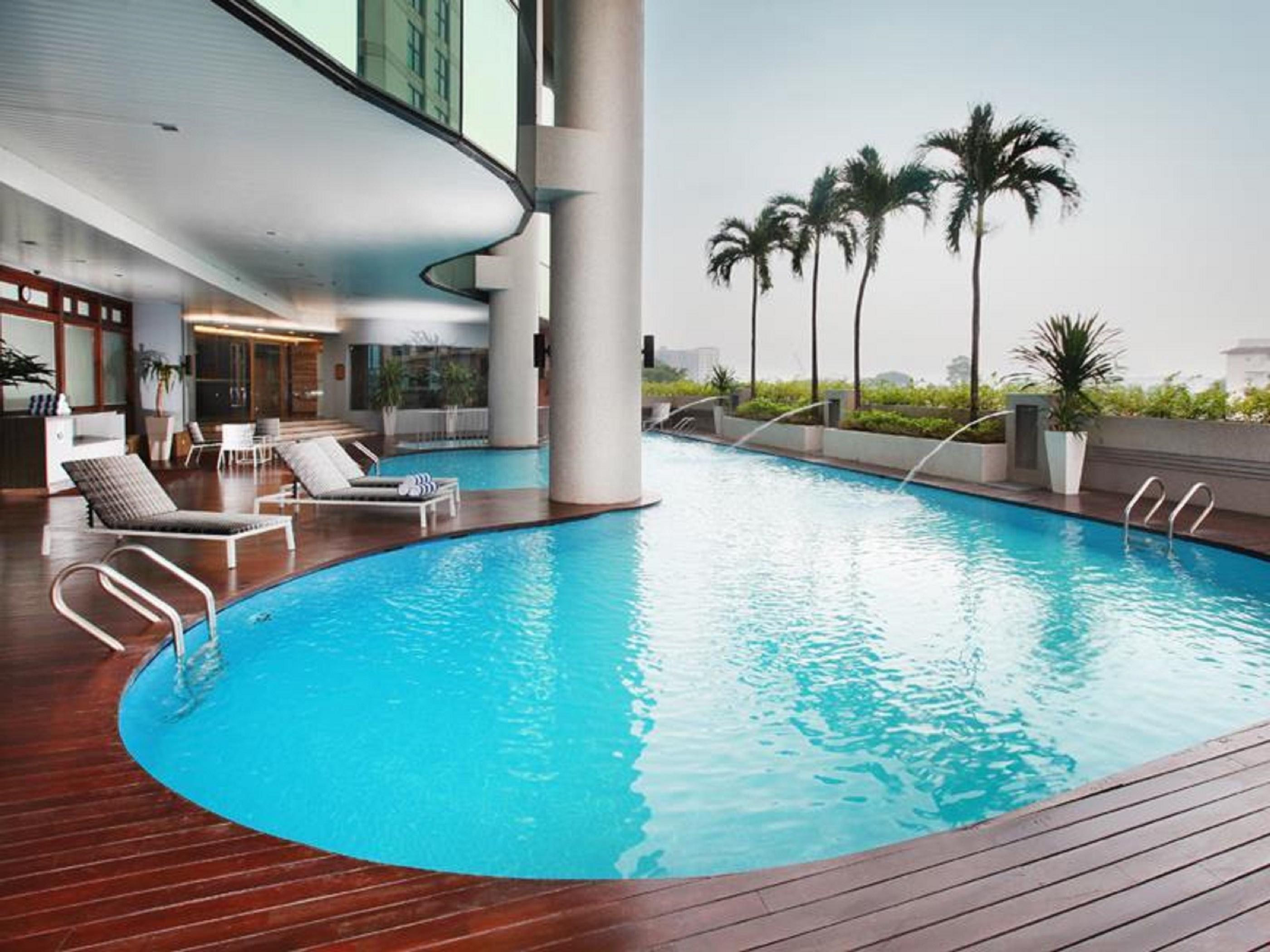 Hotel Dorsett Kuala Lumpur Exteriér fotografie The swimming pool at the 39th floor