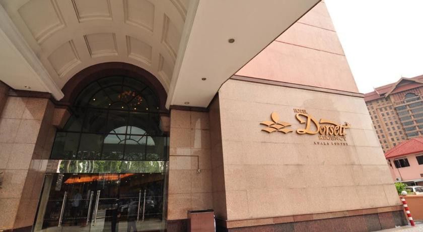 Hotel Dorsett Kuala Lumpur Exteriér fotografie The hotel's main entrance